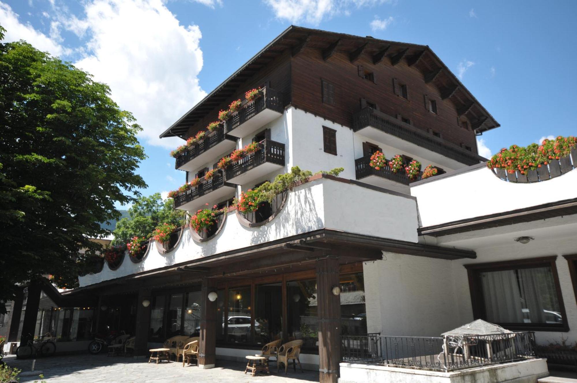 Hotel Nazionale Bormio Luaran gambar