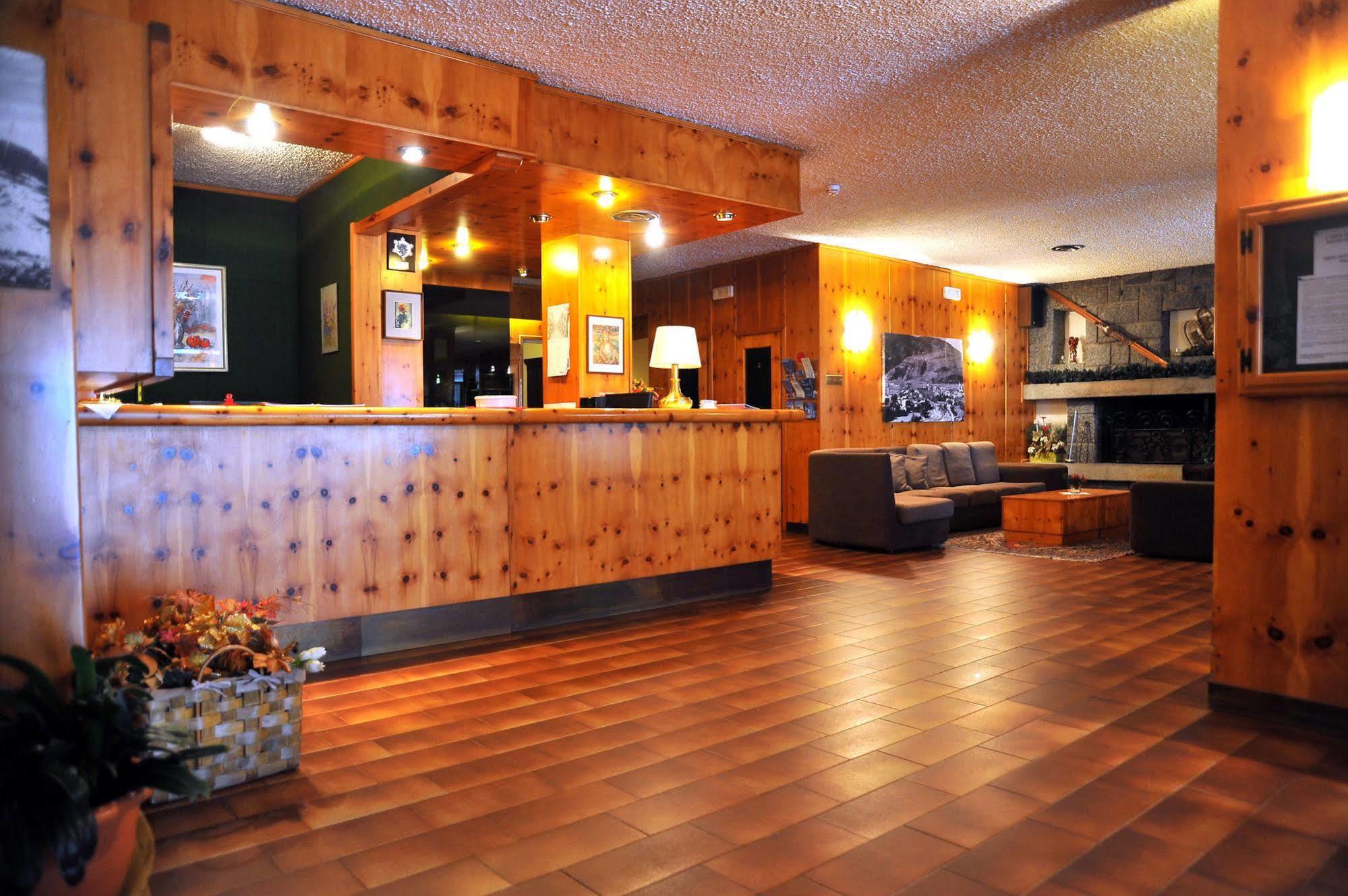 Hotel Nazionale Bormio Luaran gambar